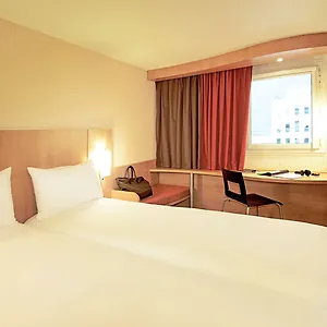 Отель Ibis Hauptbahnhof